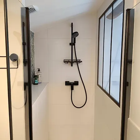 Loft Spacieux - Parking Inclus *