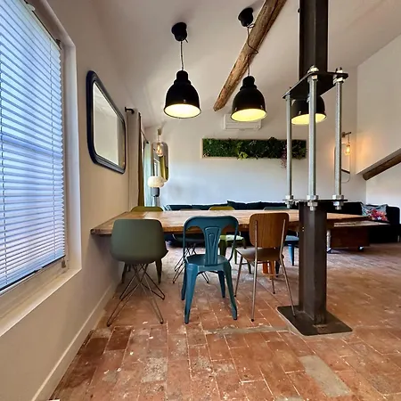 Loft Spacieux - Parking Inclus