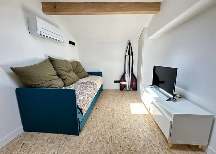 Loft Des Voyageurs - Parking Inclus Apartment